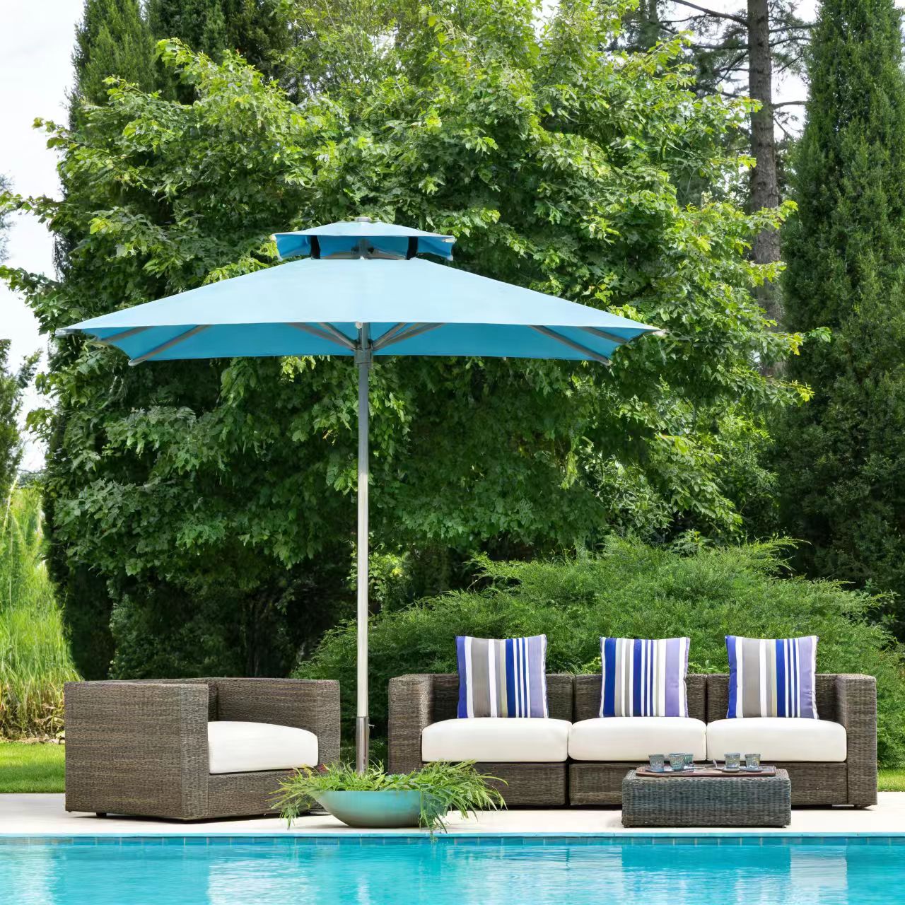 2.5x2.5米方形/1500元/把